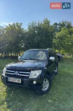Внедорожник / Кроссовер Mitsubishi Pajero Wagon 2007 в Тячеве