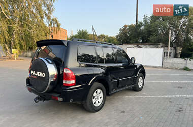 Внедорожник / Кроссовер Mitsubishi Pajero Wagon 2006 в 