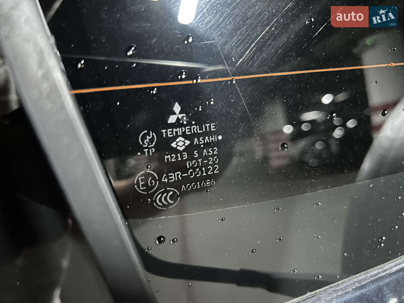 Внедорожник / Кроссовер Mitsubishi Pajero Wagon 2006 в Киеве фото 17 Внедорожник / Кроссовер Mitsubishi Pajero Wagon 2006 в Киеве