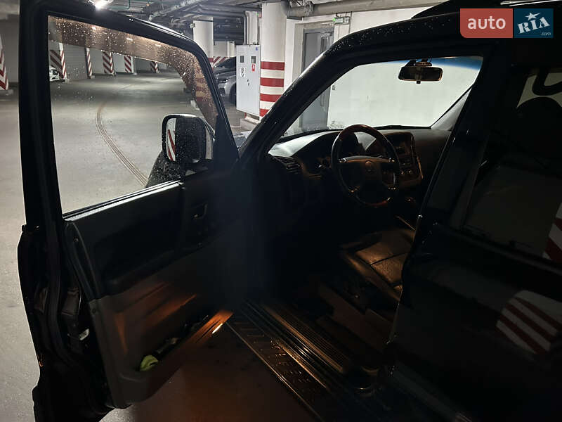 Внедорожник / Кроссовер Mitsubishi Pajero Wagon 2006 в Киеве фото 31 Внедорожник / Кроссовер Mitsubishi Pajero Wagon 2006 в Киеве