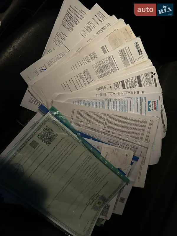 Внедорожник / Кроссовер Mitsubishi Pajero Wagon 2006 в Киеве документ 3 фото Внедорожник / Кроссовер Mitsubishi Pajero Wagon 2006 в Киеве документ