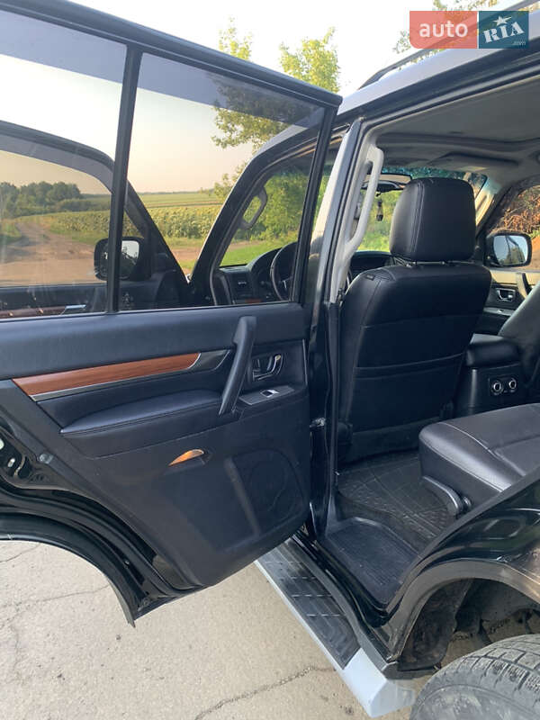 Позашляховик / Кросовер Mitsubishi Pajero Wagon 2007 в Умані фото 23 Позашляховик / Кросовер Mitsubishi Pajero Wagon 2007 в Умані