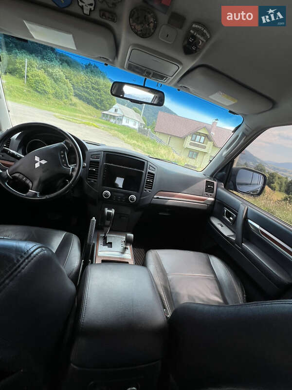 Внедорожник / Кроссовер Mitsubishi Pajero Wagon 2008 в Тячеве