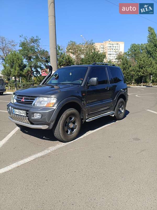 Mitsubishi Pajero Wagon 2001