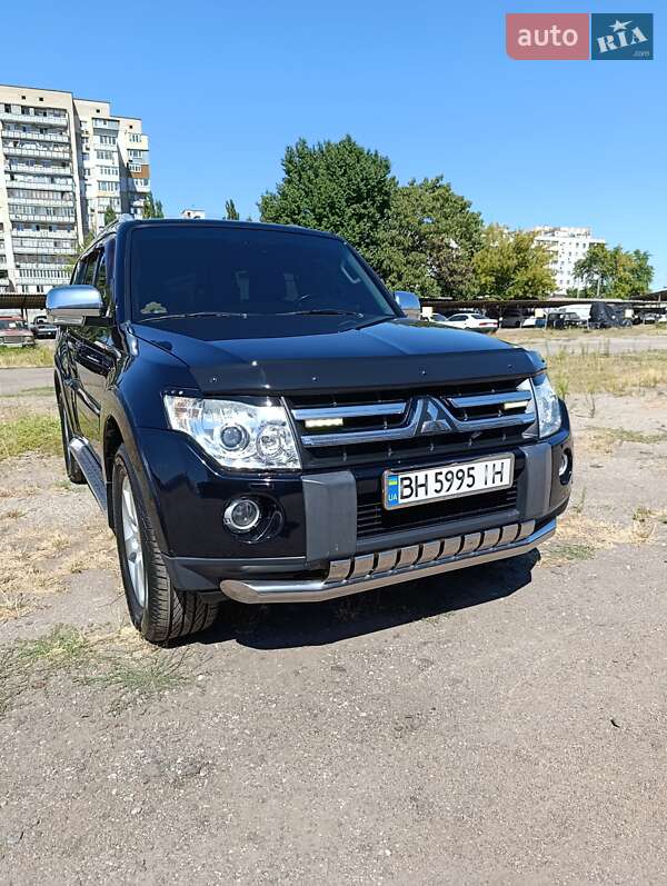 Mitsubishi Pajero Wagon 2008