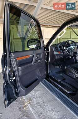 Внедорожник / Кроссовер Mitsubishi Pajero Wagon 2008 в 