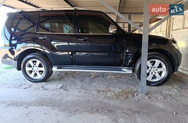 Внедорожник / Кроссовер Mitsubishi Pajero Wagon 2008 в 