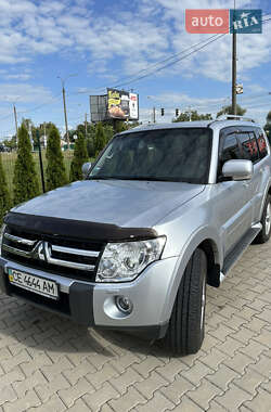 Внедорожник / Кроссовер Mitsubishi Pajero Wagon 2008 в Черновцах