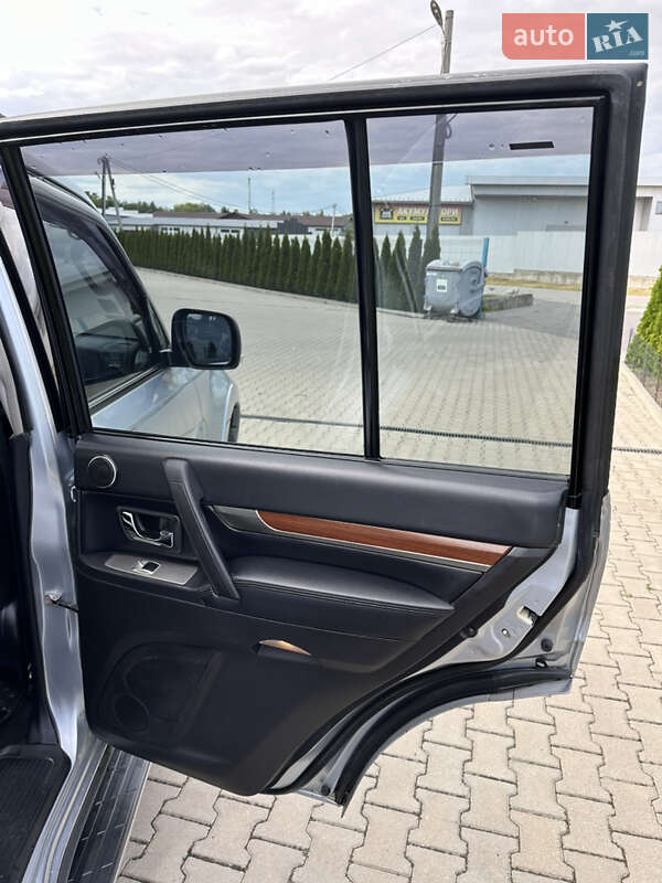 Внедорожник / Кроссовер Mitsubishi Pajero Wagon 2008 в Черновцах