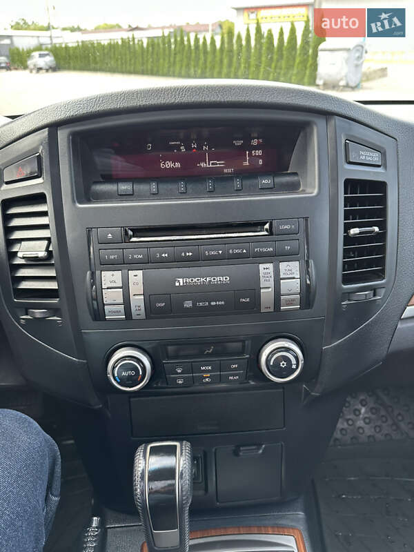 Внедорожник / Кроссовер Mitsubishi Pajero Wagon 2008 в Черновцах