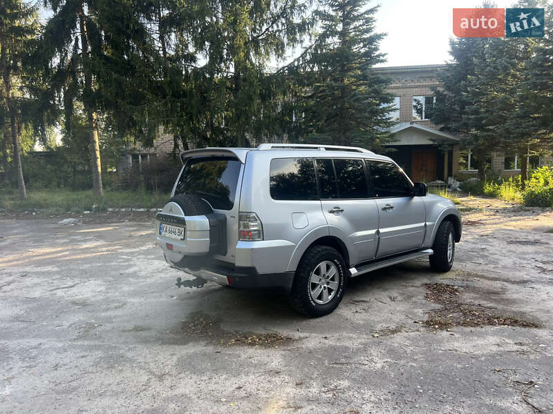 Внедорожник / Кроссовер Mitsubishi Pajero Wagon 2008 в Макарове