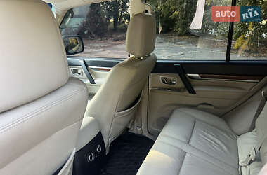 Внедорожник / Кроссовер Mitsubishi Pajero Wagon 2008 в 