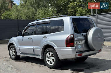 Внедорожник / Кроссовер Mitsubishi Pajero Wagon 2005 в 