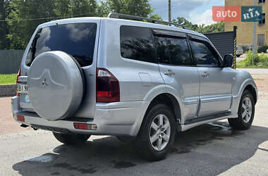 Внедорожник / Кроссовер Mitsubishi Pajero Wagon 2005 в 