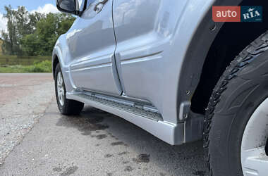 Внедорожник / Кроссовер Mitsubishi Pajero Wagon 2005 в 