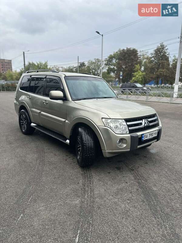 Позашляховик / Кросовер Mitsubishi Pajero Wagon 2010 в Кропивницькому фото 11 Позашляховик / Кросовер Mitsubishi Pajero Wagon 2010 в Кропивницькому