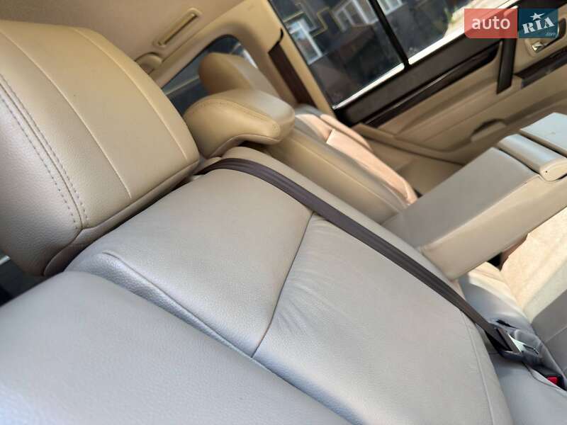 Внедорожник / Кроссовер Mitsubishi Pajero Wagon 2012 в Ахтырке