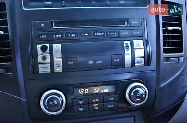 Внедорожник / Кроссовер Mitsubishi Pajero Wagon 2007 в 