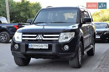 Внедорожник / Кроссовер Mitsubishi Pajero Wagon 2007 в 