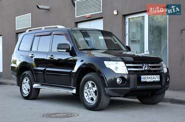 Внедорожник / Кроссовер Mitsubishi Pajero Wagon 2007 в Львове