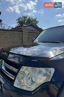 Позашляховик / Кросовер Mitsubishi Pajero Wagon 2008 в 