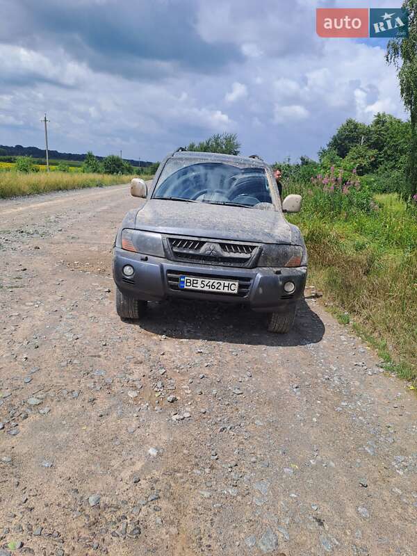 Внедорожник / Кроссовер Mitsubishi Pajero Wagon 2006 в Николаеве