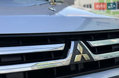 Внедорожник / Кроссовер Mitsubishi Pajero Wagon 2008 в 