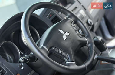 Внедорожник / Кроссовер Mitsubishi Pajero Wagon 2008 в 