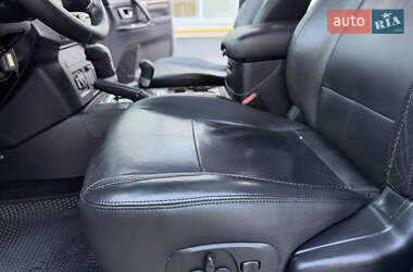Внедорожник / Кроссовер Mitsubishi Pajero Wagon 2008 в 