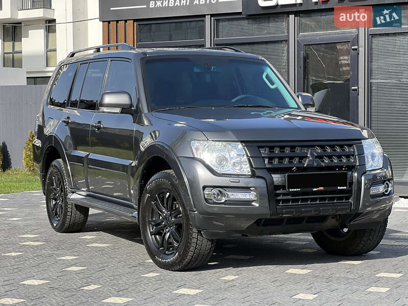 Внедорожник / Кроссовер Mitsubishi Pajero Wagon 2017 в Ужгороде