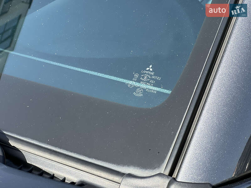 Внедорожник / Кроссовер Mitsubishi Pajero Wagon 2017 в Ужгороде