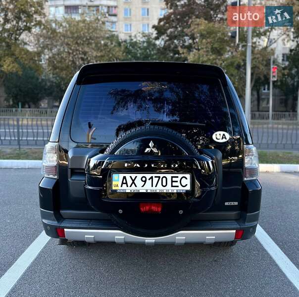 Внедорожник / Кроссовер Mitsubishi Pajero Wagon 2008 в Харькове