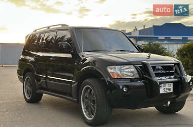 Внедорожник / Кроссовер Mitsubishi Pajero Wagon 2007 в 