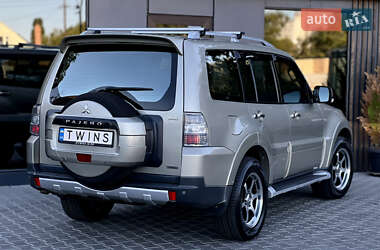 Внедорожник / Кроссовер Mitsubishi Pajero Wagon 2008 в 