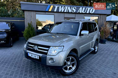 Внедорожник / Кроссовер Mitsubishi Pajero Wagon 2008 в 