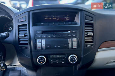 Внедорожник / Кроссовер Mitsubishi Pajero Wagon 2008 в 
