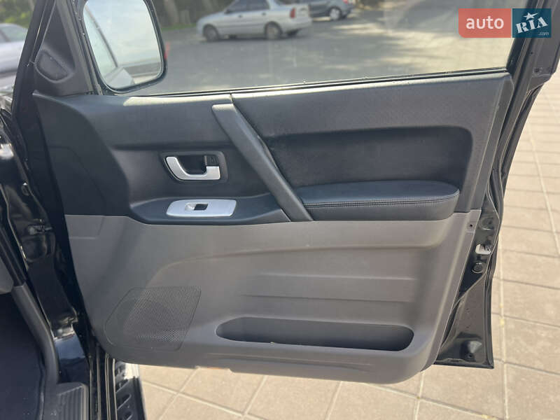 Внедорожник / Кроссовер Mitsubishi Pajero Wagon 2006 в Светловодске фото 4 Внедорожник / Кроссовер Mitsubishi Pajero Wagon 2006 в Светловодске