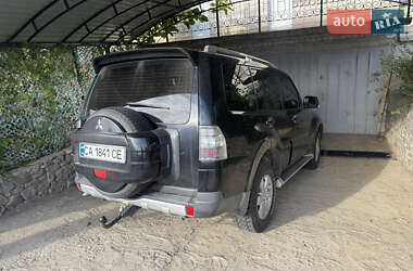 Внедорожник / Кроссовер Mitsubishi Pajero Wagon 2007 в 