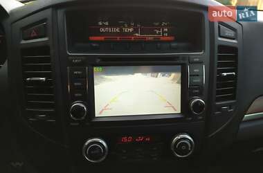 Внедорожник / Кроссовер Mitsubishi Pajero Wagon 2012 в 