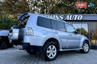 Внедорожник / Кроссовер Mitsubishi Pajero Wagon 2008 в 