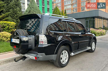 Внедорожник / Кроссовер Mitsubishi Pajero Wagon 2007 в 