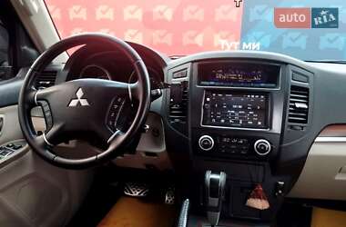 Внедорожник / Кроссовер Mitsubishi Pajero Wagon 2008 в 