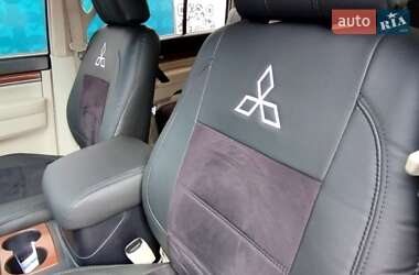 Внедорожник / Кроссовер Mitsubishi Pajero Wagon 2008 в 