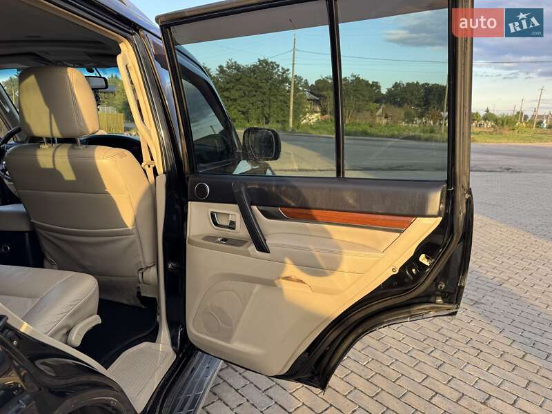 Внедорожник / Кроссовер Mitsubishi Pajero Wagon 2007 в Сарнах