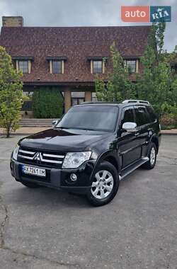 Внедорожник / Кроссовер Mitsubishi Pajero Wagon 2008 в 