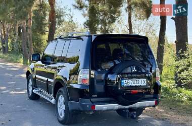 Внедорожник / Кроссовер Mitsubishi Pajero Wagon 2008 в 
