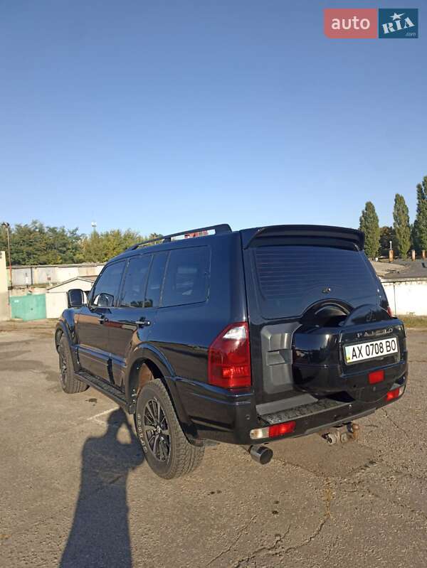 Внедорожник / Кроссовер Mitsubishi Pajero Wagon 2006 в Харькове