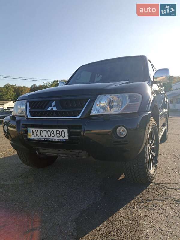 Внедорожник / Кроссовер Mitsubishi Pajero Wagon 2006 в Харькове