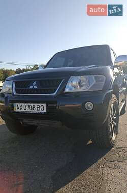 Внедорожник / Кроссовер Mitsubishi Pajero Wagon 2006 в 