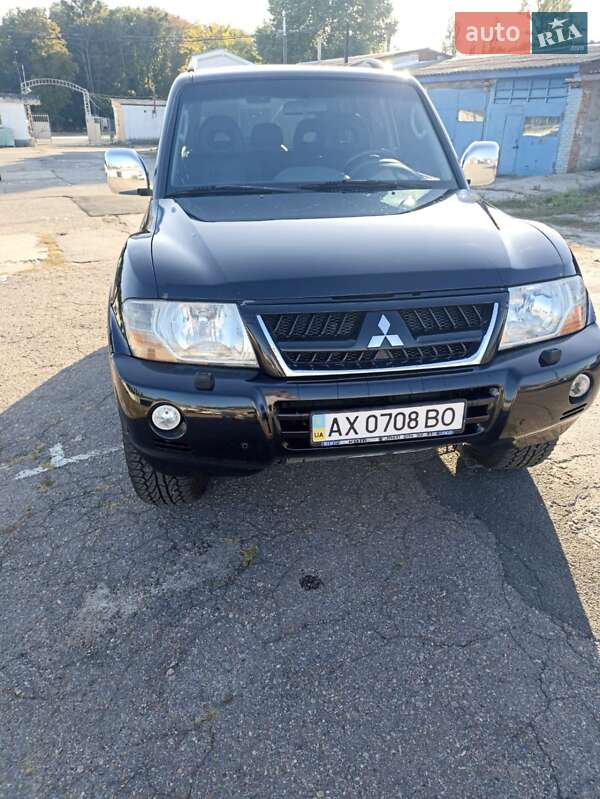 Внедорожник / Кроссовер Mitsubishi Pajero Wagon 2006 в Харькове